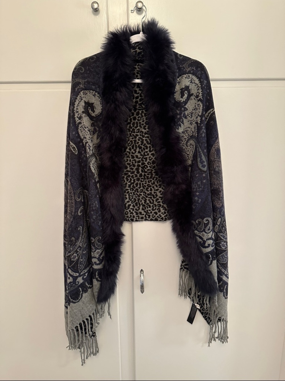 NEW Rino + Pelle Faux Fur Wrap Leopard Paisley Printed Grey